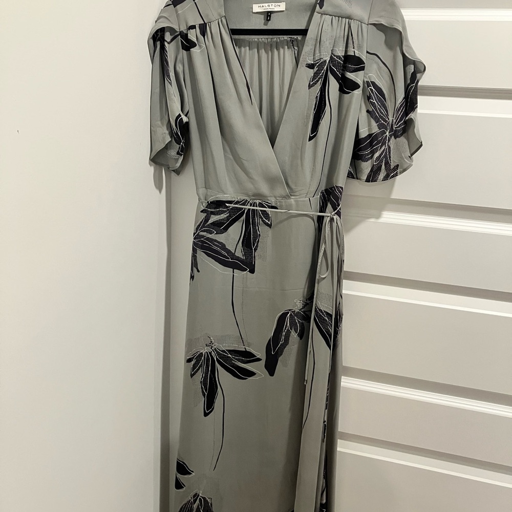 Elegant Grey Floral Wrap Dress